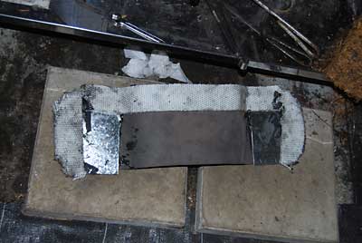 薪ストーブの天井の反射板をを改良しました。
