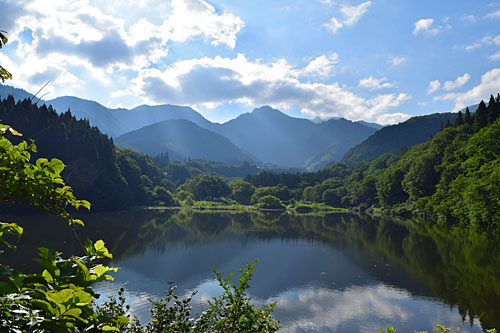久しぶりに大源太湖を撮って来ました。